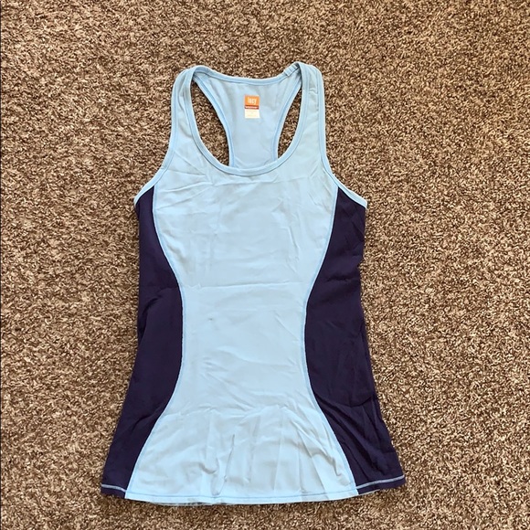 Workout top - Picture 1 of 1